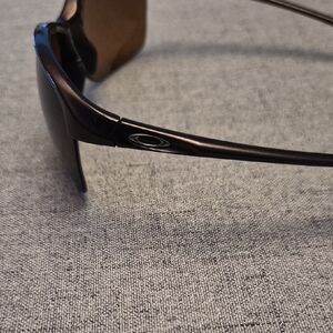 Oakley Gloss Dark Brown Frame Polorized Sunglasses with Brown Lenses